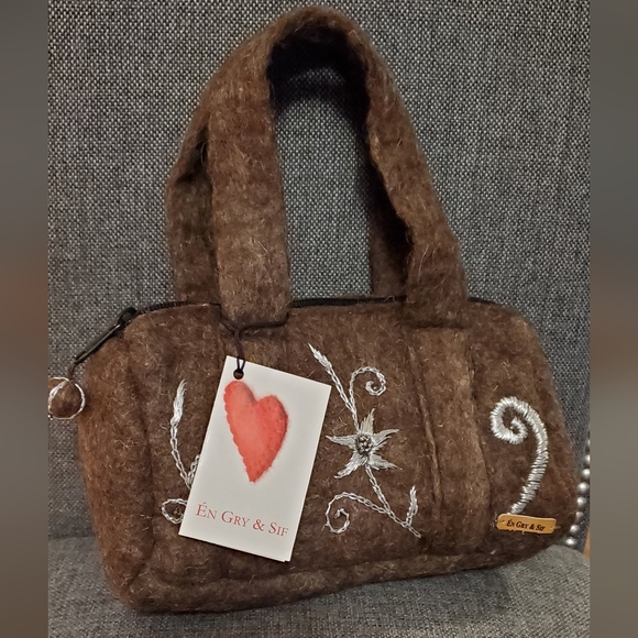 Felted Wool Embroidered Purse *Host Pick!* - Picture 4 of 8